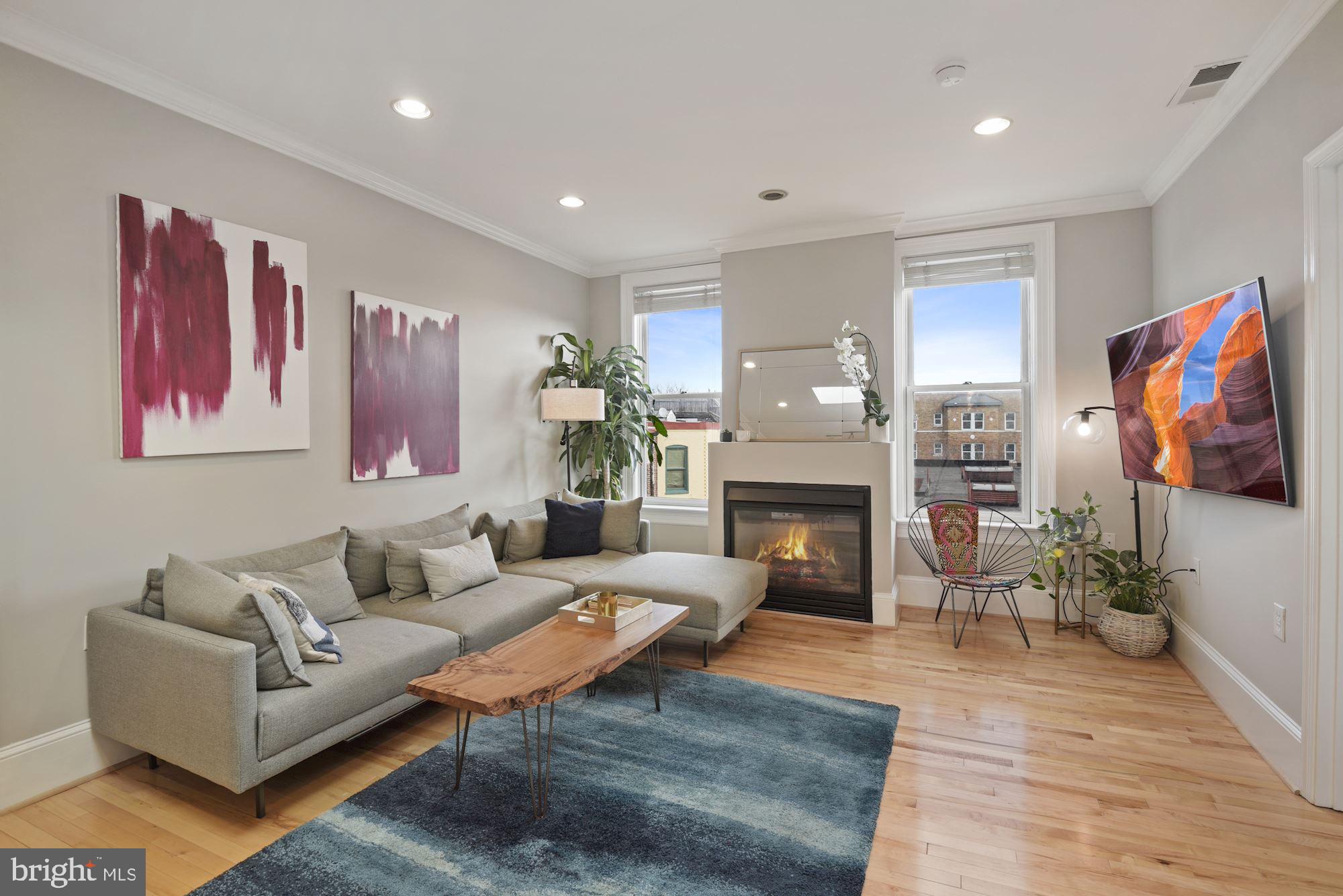 20 Logan Circle Northwest, Unit 32 Washington, DC 20005 - Photo 2 of 12 Lovely penthouse in the heart of Logan Circle