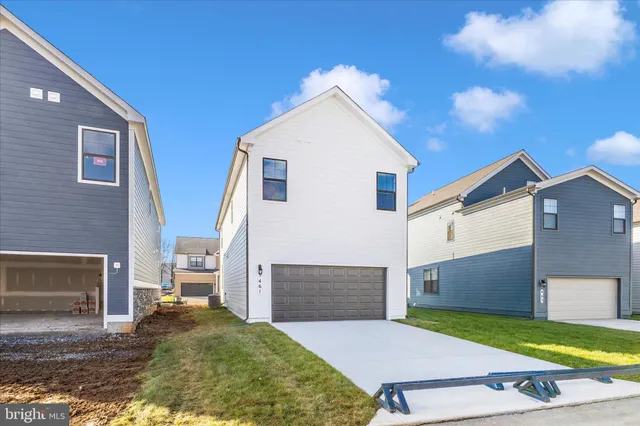 $4,500 | 461 Hanson Street, Frederick, MD 21701