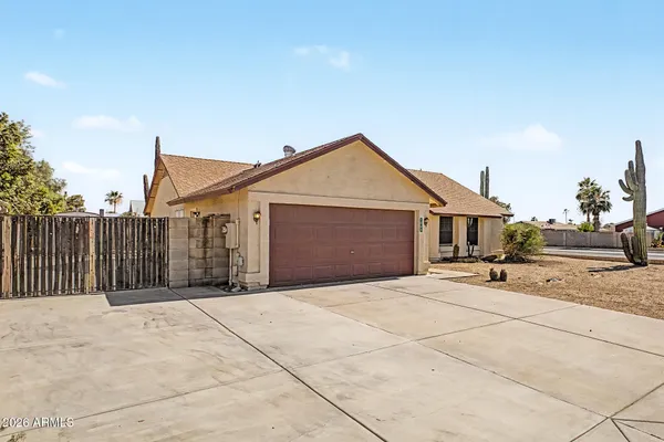 $375,000 | 7063 West Cinnabar Avenue, Peoria, AZ 85345