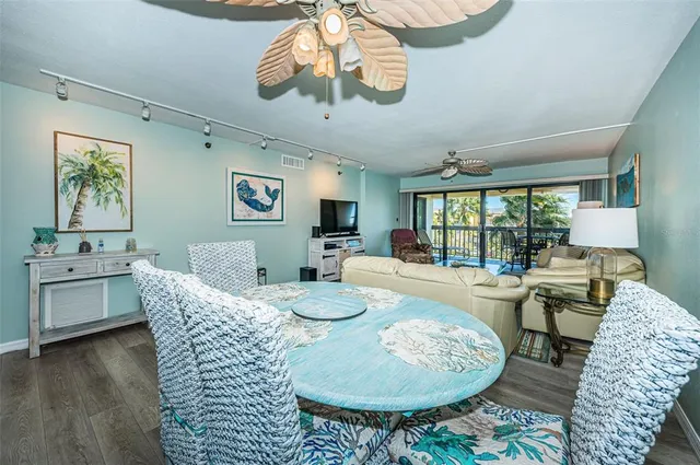 $589,999 | 401 150th Avenue, Unit 245, Madeira Beach, FL 33708