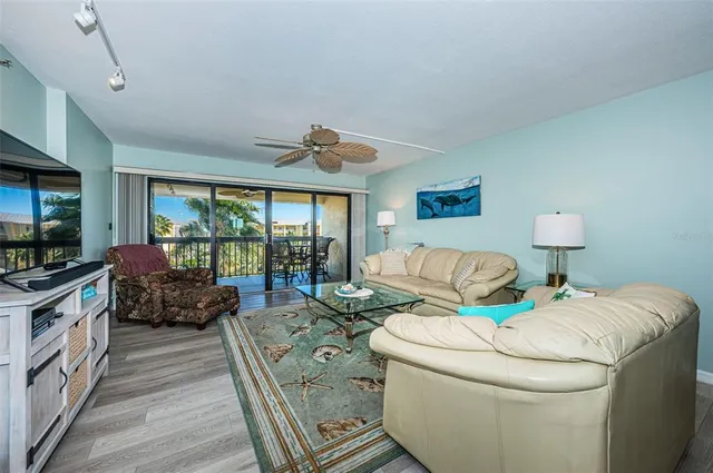 $589,999 | 401 150th Avenue, Unit 245, Madeira Beach, FL 33708