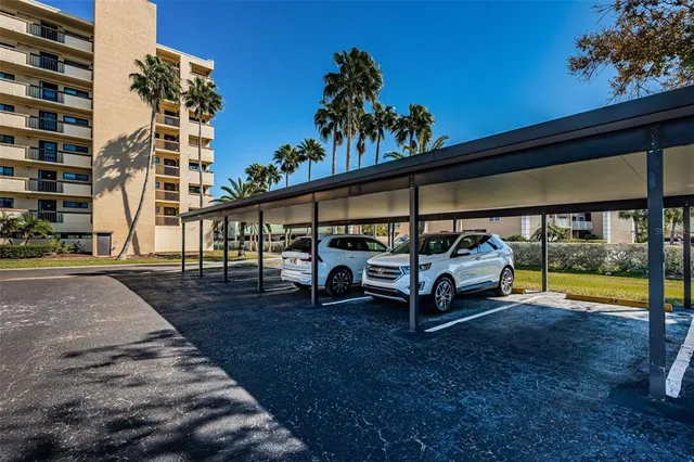 $589,999 | 401 150th Avenue, Unit 245, Madeira Beach, FL 33708