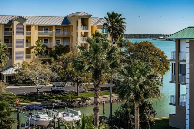 $589,999 | 401 150th Avenue, Unit 245, Madeira Beach, FL 33708