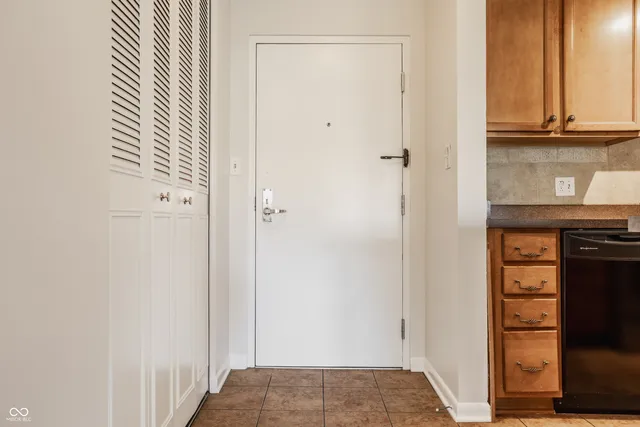 $150,000 | 3965 North Meridian Street, Unit 3F, Indianapolis, IN 46208