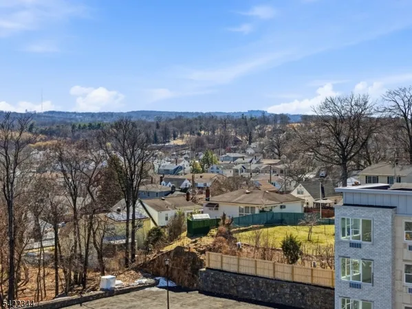 $3,000 | 95 Shepherd Lane, Unit B302, Totowa, NJ 07512