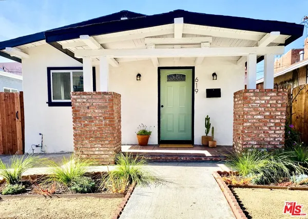 $3,650 | 619 South Louise Street, Glendale, CA 91205
