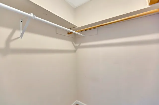 $2,100 | 412 Fox Hunt Road, Goose Creek, SC 29445