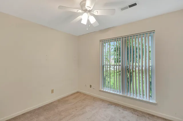 $2,100 | 412 Fox Hunt Road, Goose Creek, SC 29445