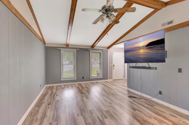 $2,100 | 412 Fox Hunt Road, Goose Creek, SC 29445