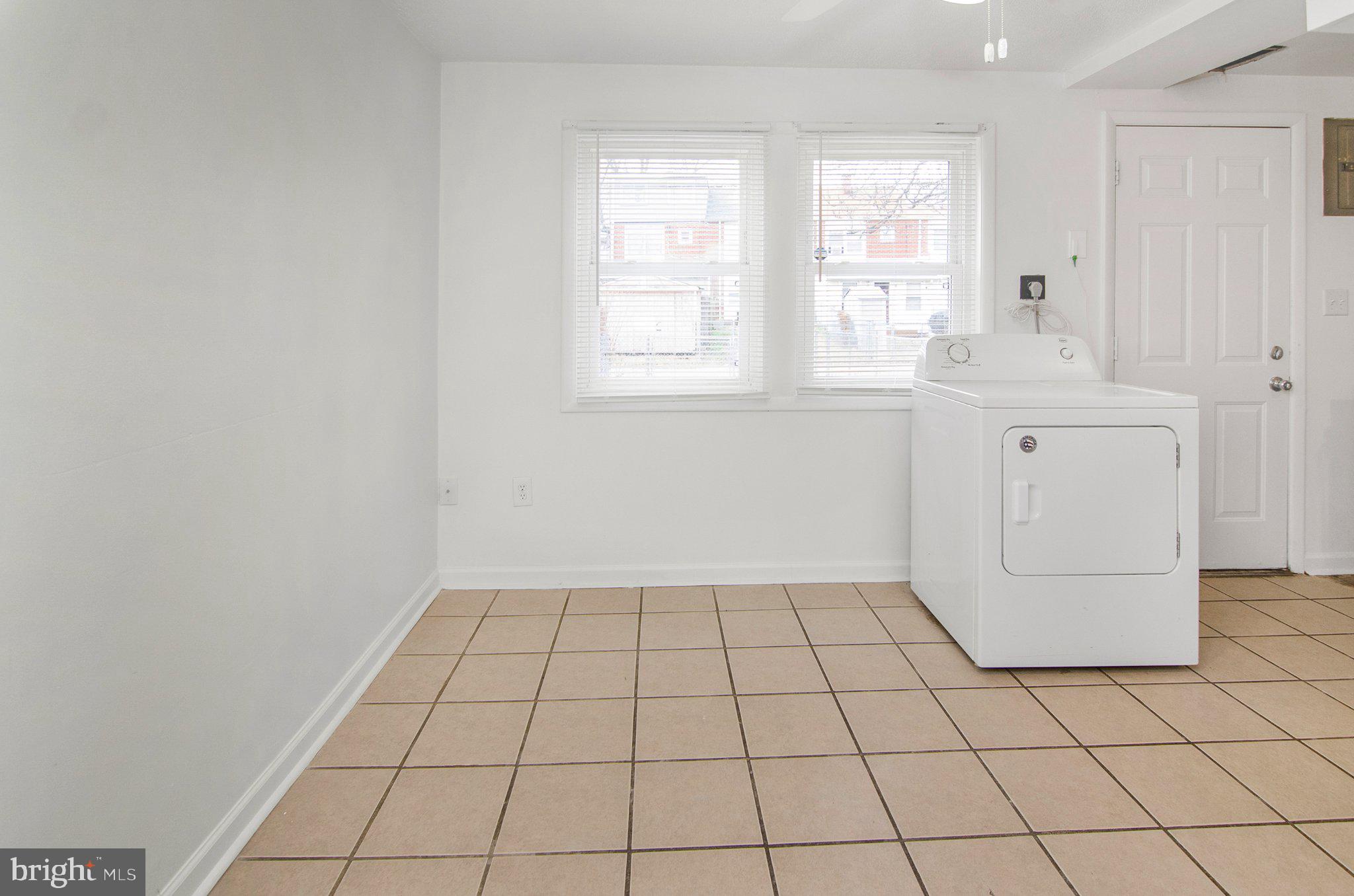 2064 Larkhall Road Baltimore, MD 21222 - Photo 6 of 17 Gallery Image 6
