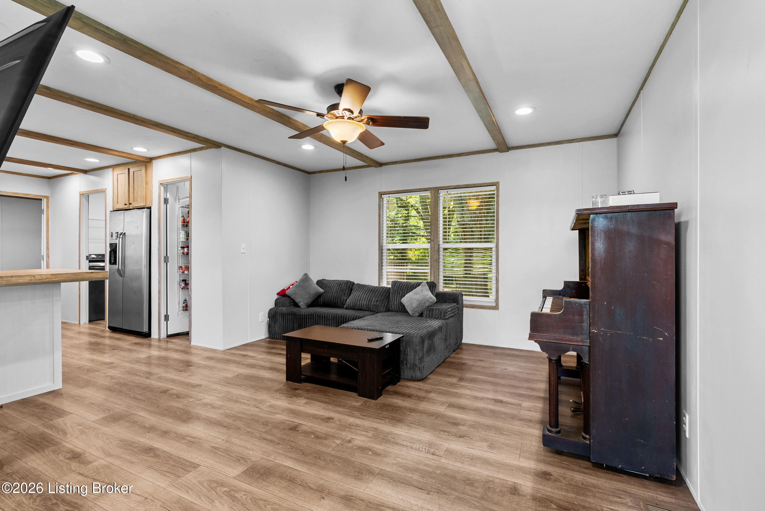 6361 Shepherdsville Road Elizabethtown, KY 42701 - Photo 5 of 40 dsc08676
