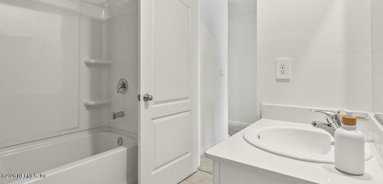 24 Palmetto Rdg Road St. Augustine, FL 32095 - Photo 7 of 11 BATHROOM 1