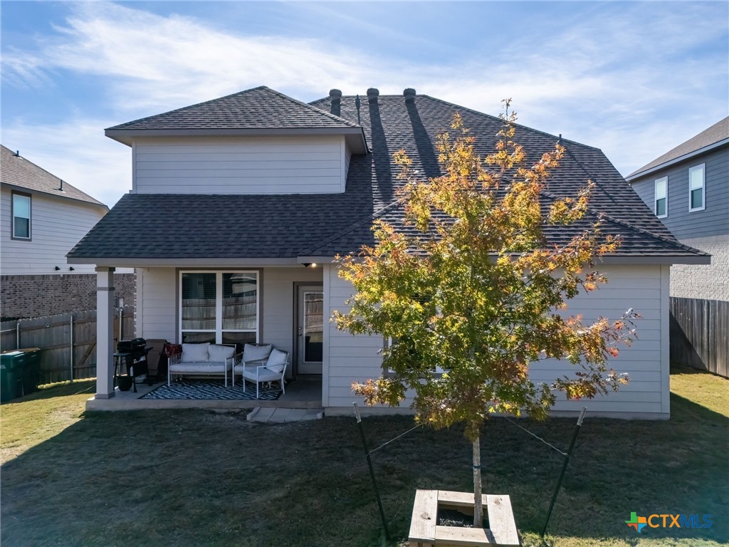 5712 Redfish Court Belton, TX 76513 - Photo 34 of 37 a front view of a house with garden