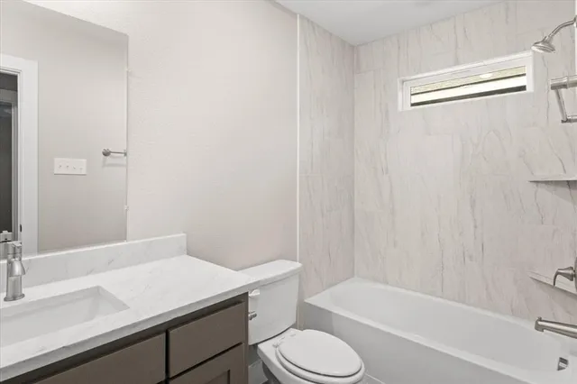 $2,090 | 2640 Hutchinson Street, Fort Worth, TX 76106