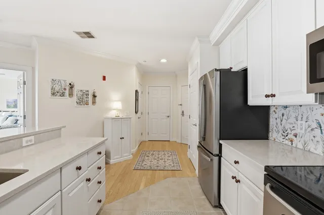 $514,900 | 6 Woodman Way, Unit 403, Newburyport, MA 01950