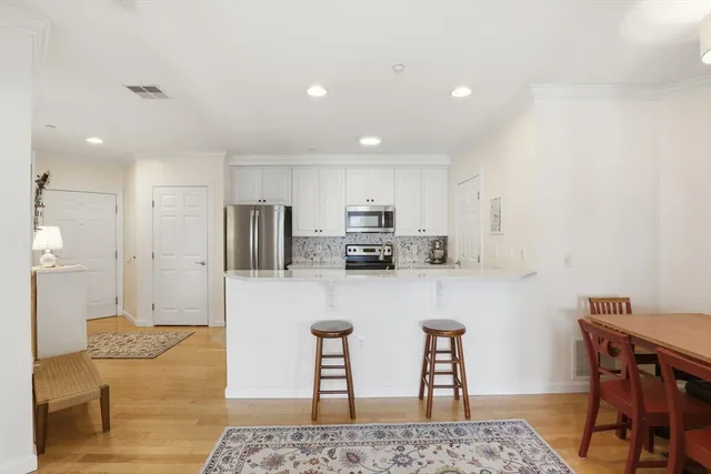 $514,900 | 6 Woodman Way, Unit 403, Newburyport, MA 01950