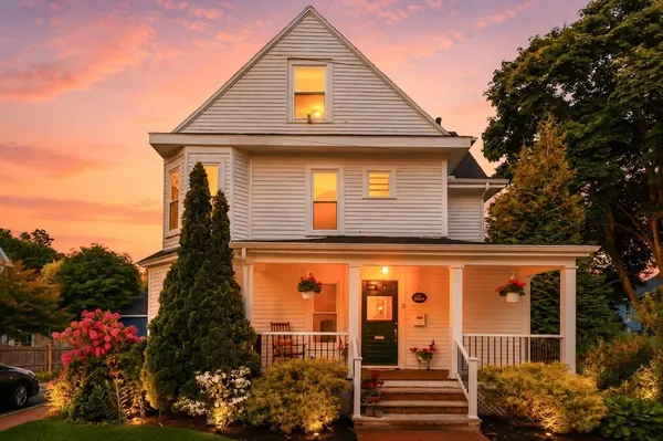 $825,000 | 3 Franklin Terrace, Melrose, MA 02176