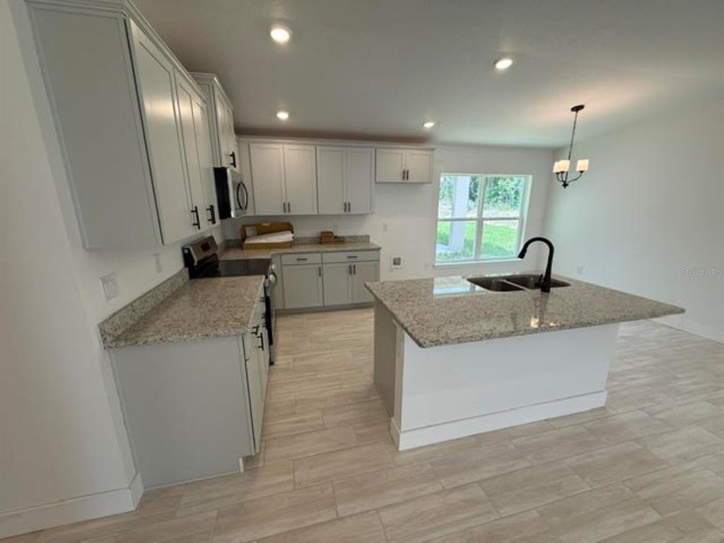2226 Northwest 23rd Loop Ocala, FL 34475 - Photo 2 of 21