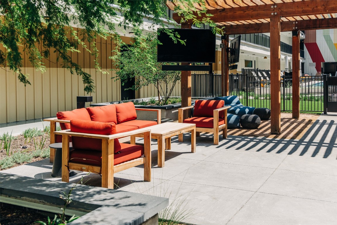 4315 South Congress Avenue, Unit 406 Austin, TX 78745 - Photo 13 of 19