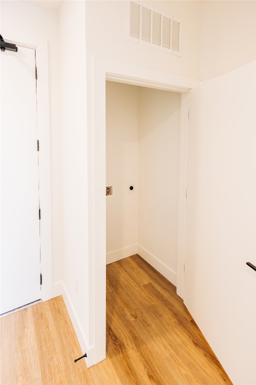 4315 South Congress Avenue, Unit 406 Austin, TX 78745 - Photo 10 of 19 a view of a room with wooden floor