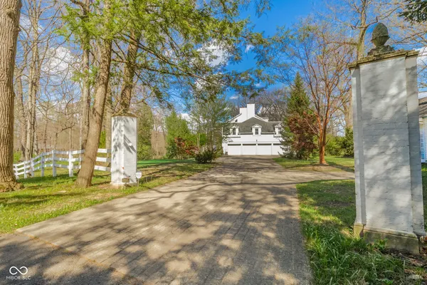 $850,000 | 1 Whitehall Way, Anderson, IN 46013