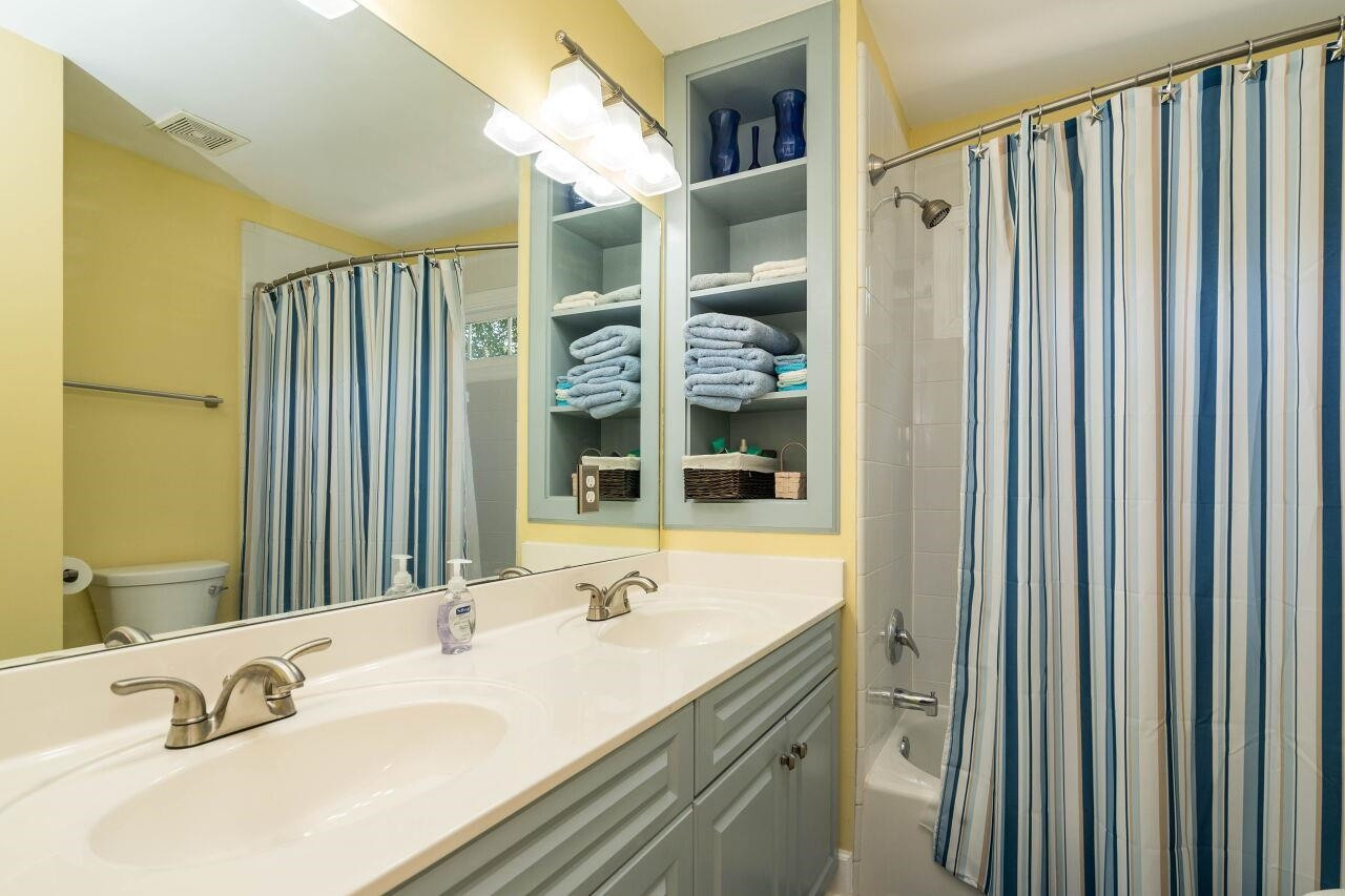 2017 Vintners Court Raleigh, NC 27610 - Photo 22 of 39 Photo 22