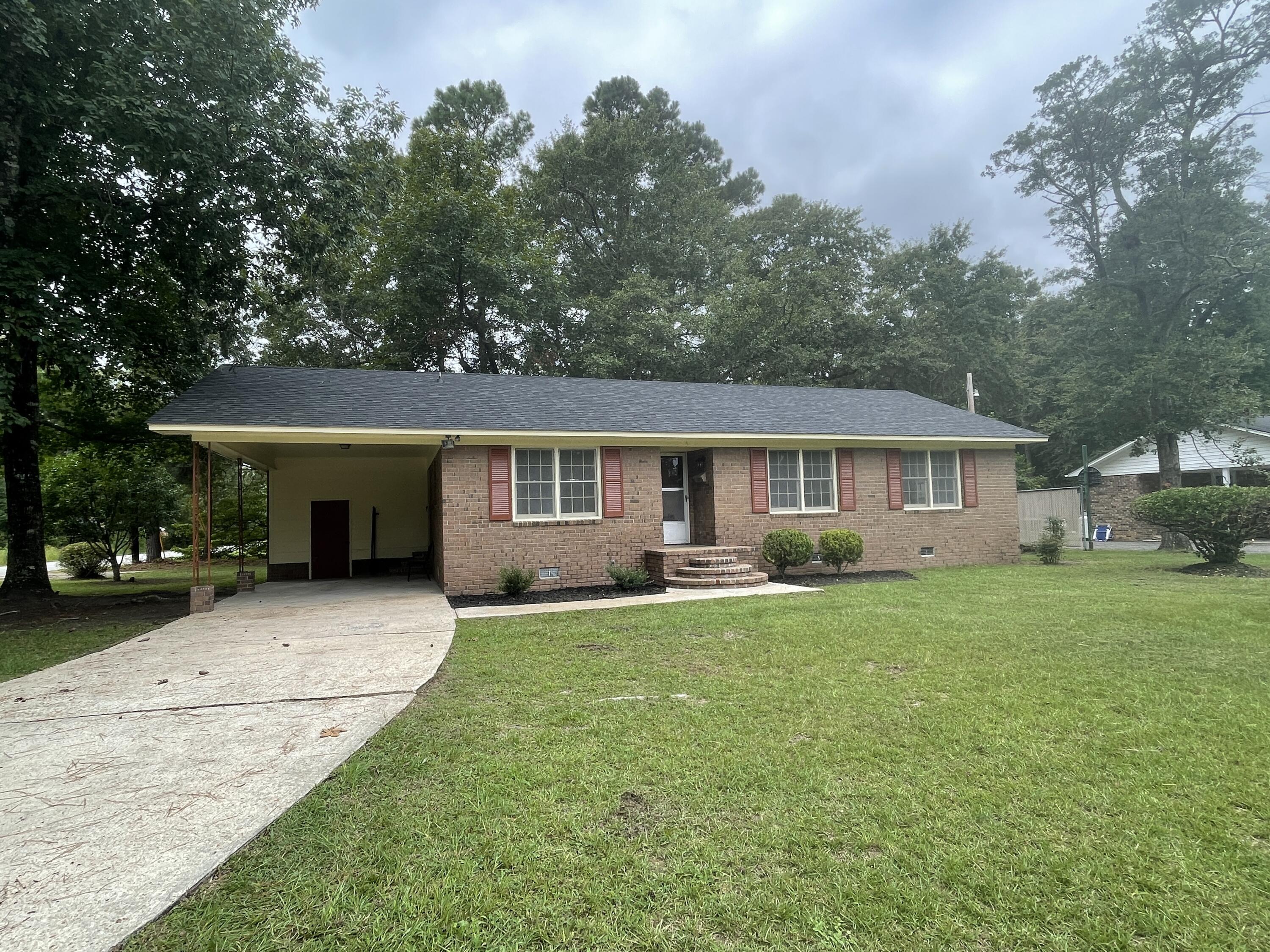 5 Horton Road Kingstree, SC 29556 - Photo 1 of 9 IMG_8966
