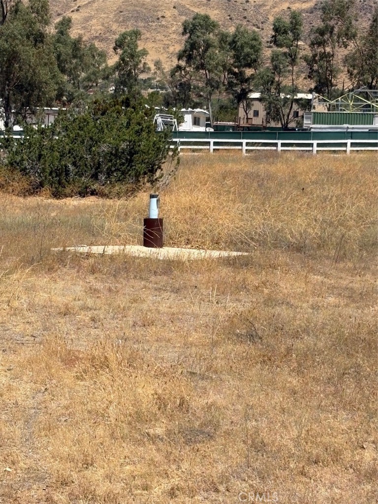 21 Shannondale Road Acton, CA 93510 - Photo 3 of 14 well on property