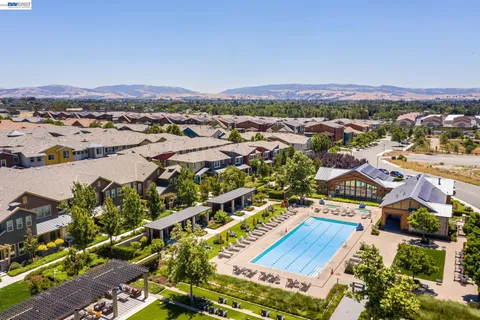 $1,078,000 | 198 Teasel Common, Livermore, CA 94551