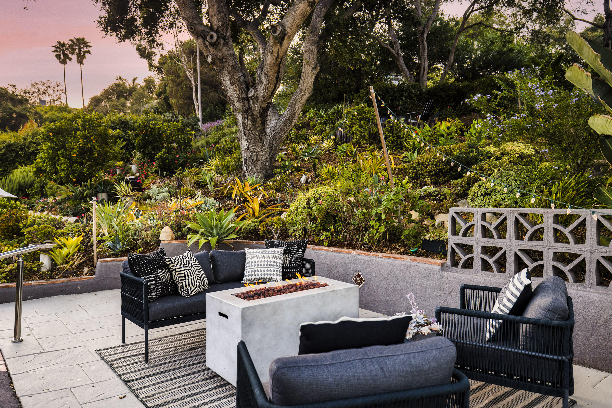 1118 Manitou Road Santa Barbara, CA 93101 - Photo 18 of 33 1118 Manitou_0023