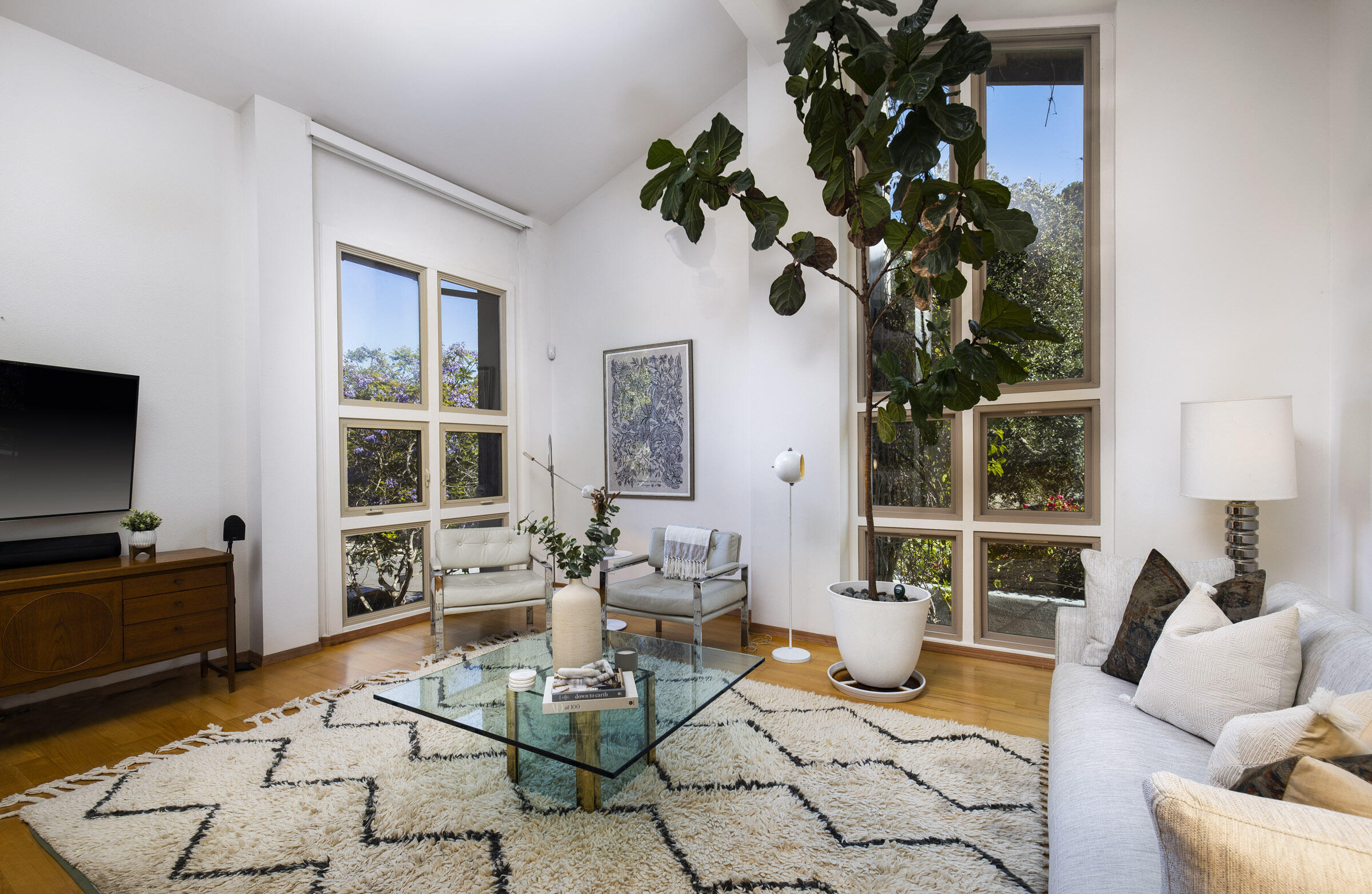 1118 Manitou Road Santa Barbara, CA 93101 - Photo 20 of 33 1118 Manitou_0027