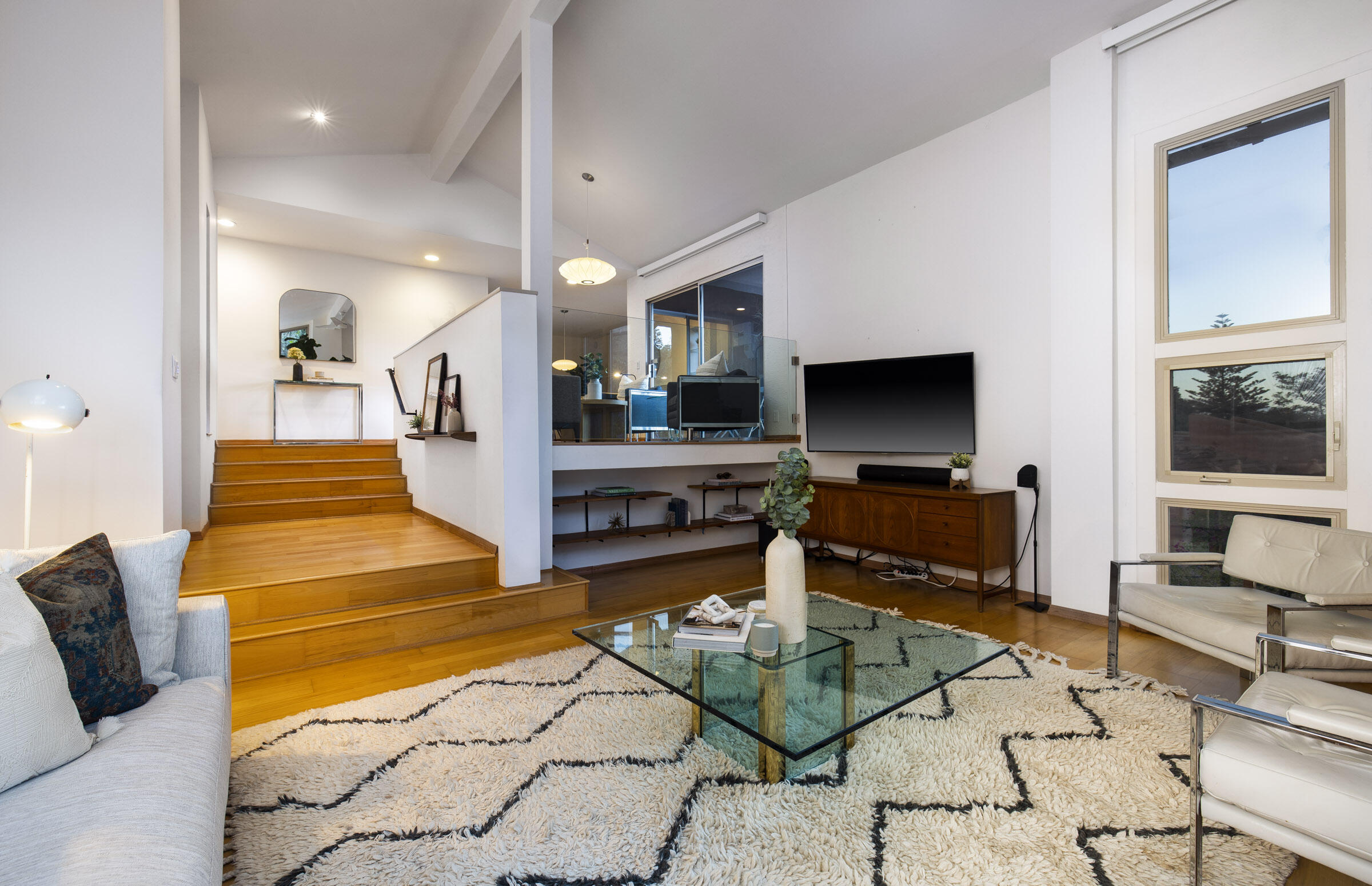 1118 Manitou Road Santa Barbara, CA 93101 - Photo 21 of 33 1118 Manitou_0026