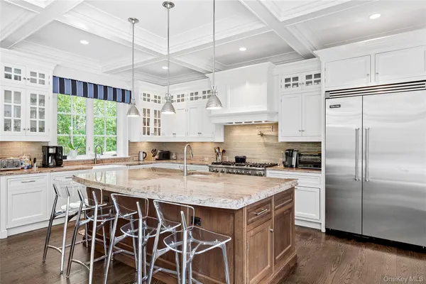 $7,250,000 | 20 Devonshire Lane, Amagansett, NY 11930