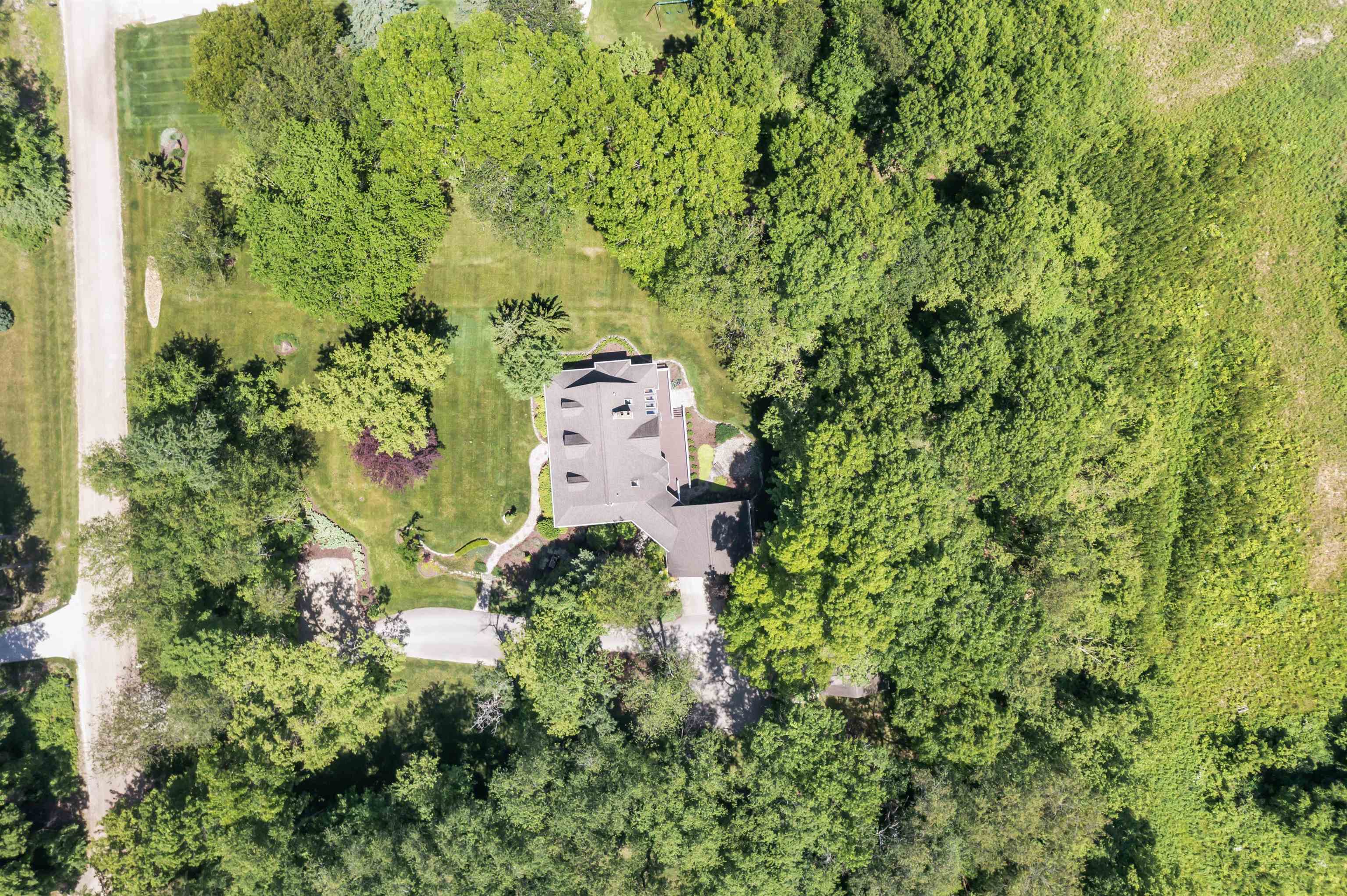 70500 Carnegie Lane Romeo, MI 48065 - Photo 6 of 53 50143211-28d13a03-fefe-48cd-9417-2cc493d4a8f2.JPG