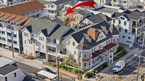 $1,200,000 | 4401 Landis Avenue, Unit 7, Sea Isle City, NJ 08243