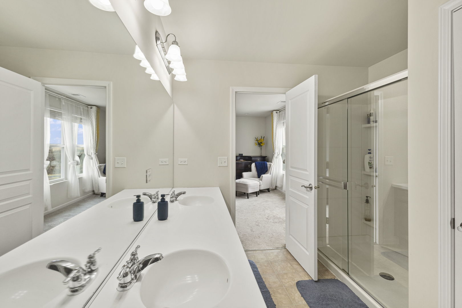 4319 Fraser Circle Naperville, IL 60564 - Photo 11 of 17