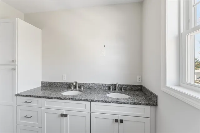 $539,000 | 6 Teresa Ann Crossing, West Warwick, RI 02893