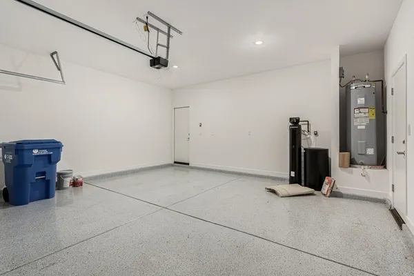 $3,600 | 19532 North 27th Place, Phoenix, AZ 85050