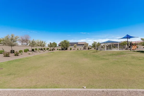 $3,600 | 19532 North 27th Place, Phoenix, AZ 85050