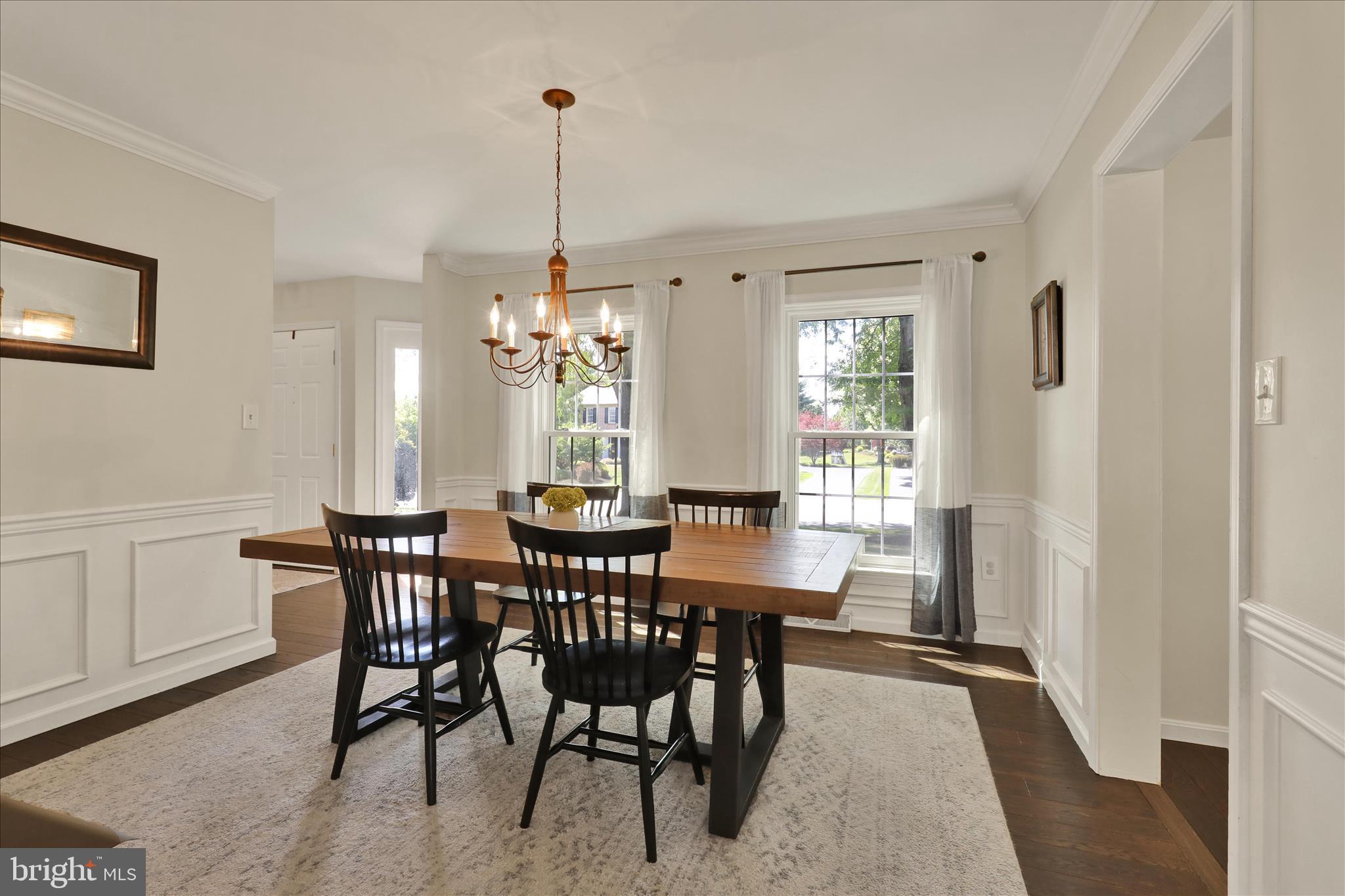 557 Magnolia Drive Lititz, PA 17543 - Photo 4 of 46