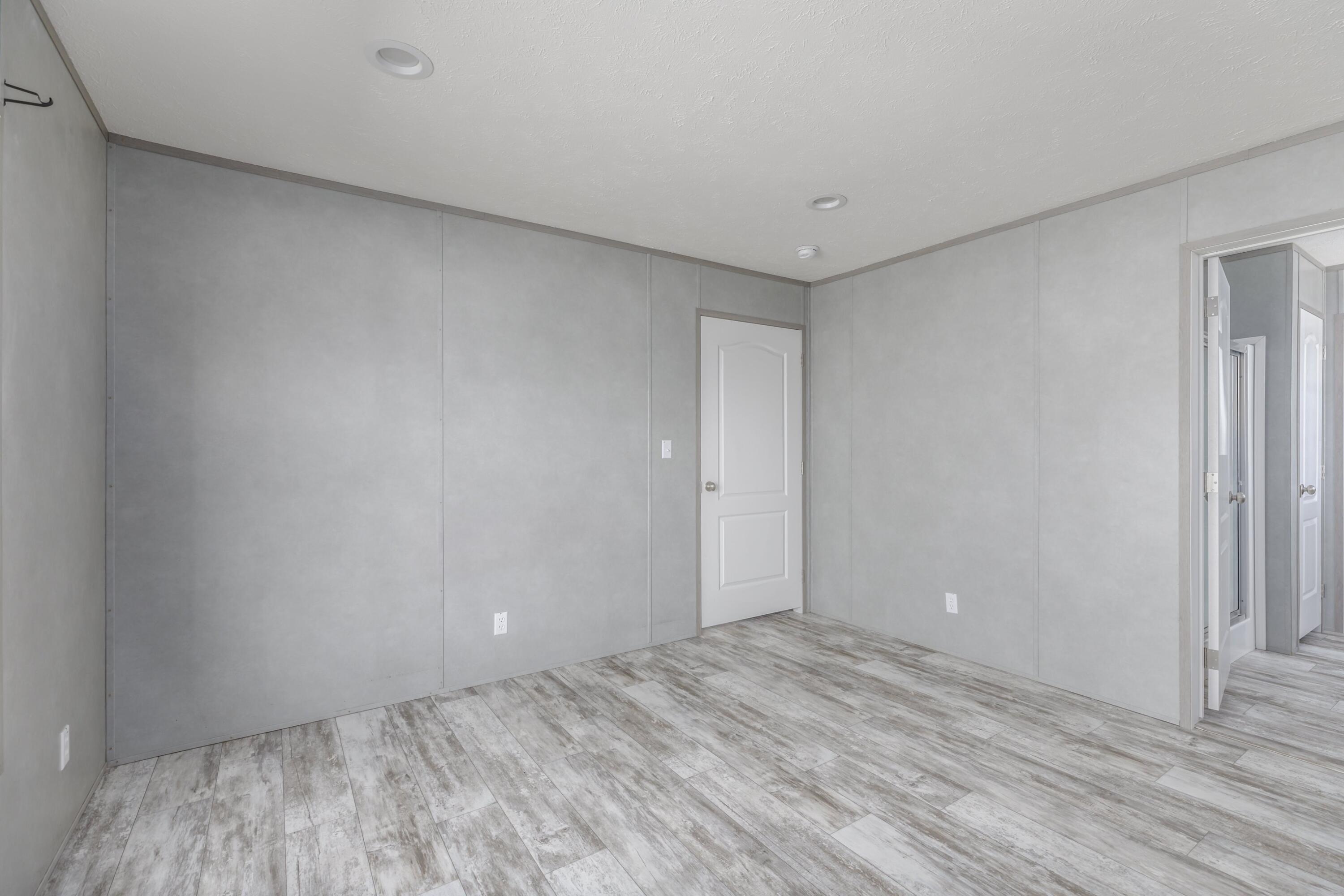 337 Wells Road Powell, TN 37849 - Photo 9 of 17 Interior-6.jpg-SMALL