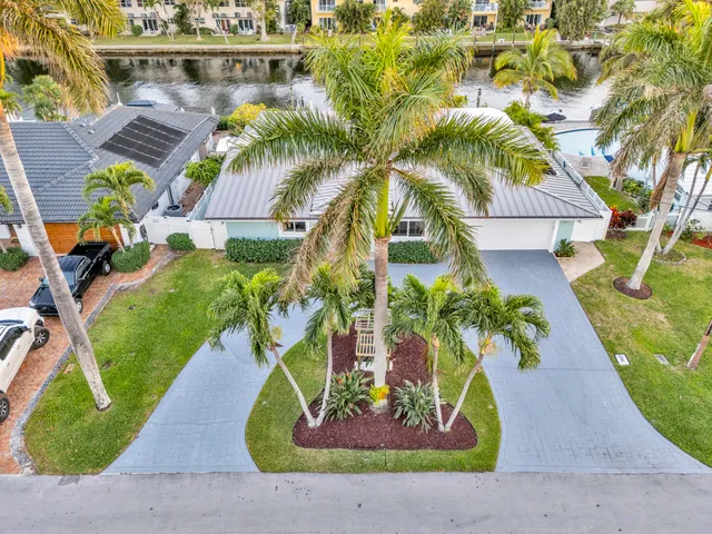 $1,899,990 | 2642 Northeast 3rd Street, Pompano Beach, FL 33062