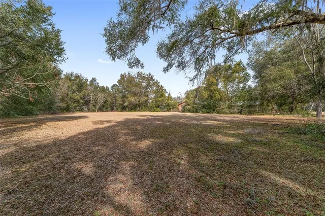 $325,000 | 7075 Southeast County Highway, Belleview, FL 34420