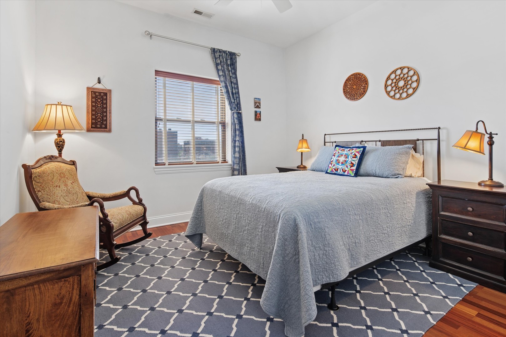 1908 West Irving Park Road, Unit 402 Chicago, IL 60613 - Photo 14 of 24