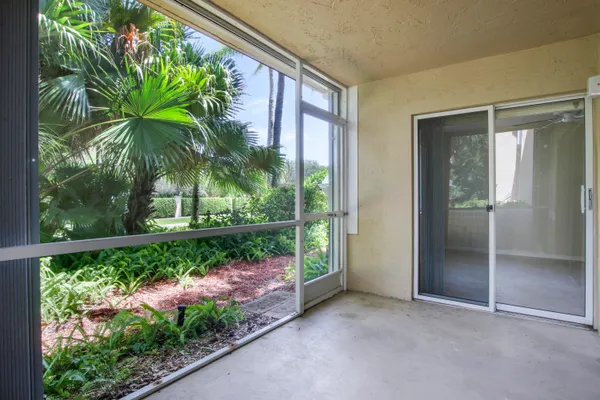 $3,200 | 284 Village Boulevard, Unit 9112, Tequesta, FL 33469