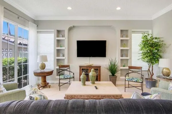 $3,200 | 284 Village Boulevard, Unit 9112, Tequesta, FL 33469