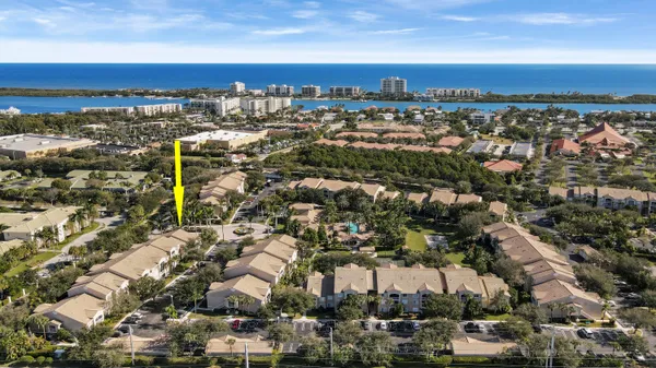 $3,200 | 284 Village Boulevard, Unit 9112, Tequesta, FL 33469