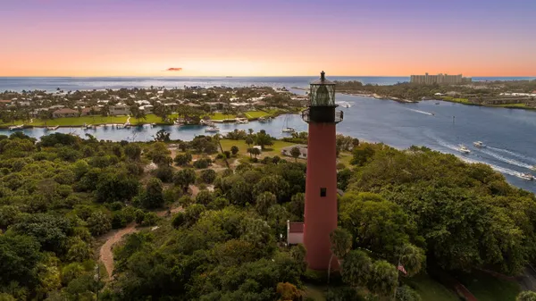 $3,200 | 284 Village Boulevard, Unit 9112, Tequesta, FL 33469