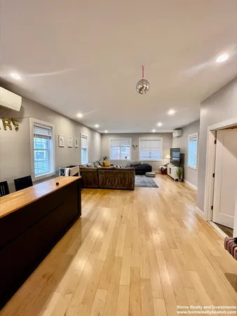 $7,900 | 599 East Broadway, Unit 2, Boston, MA 02127