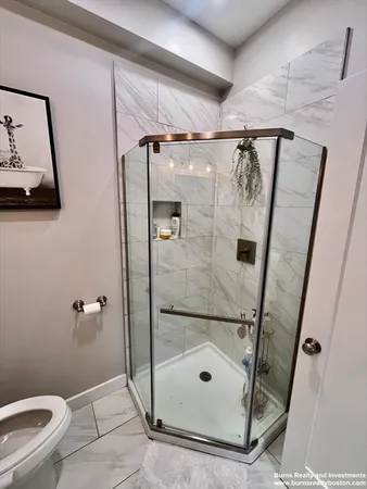 $7,900 | 599 East Broadway, Unit 2, Boston, MA 02127